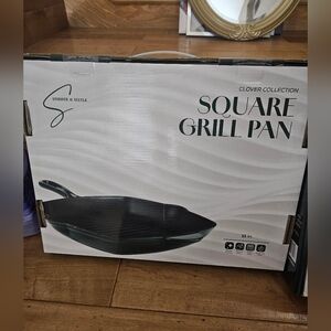 New Green 11 in square grill pan Set Available On My Page